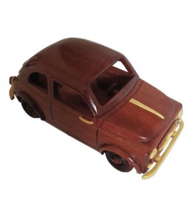 Maquette de voiture de collection Fiat 500 en bois