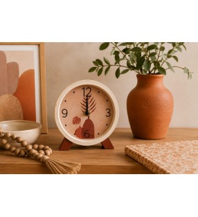 Horloge ronde en bois naturel à poser - Feuillage ou vases terracotta pour déco tendance